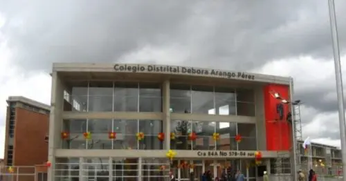 COLEGIO DEBORA ARANGO PEREZ COLEGIO DEBORA ARANGO PEREZ